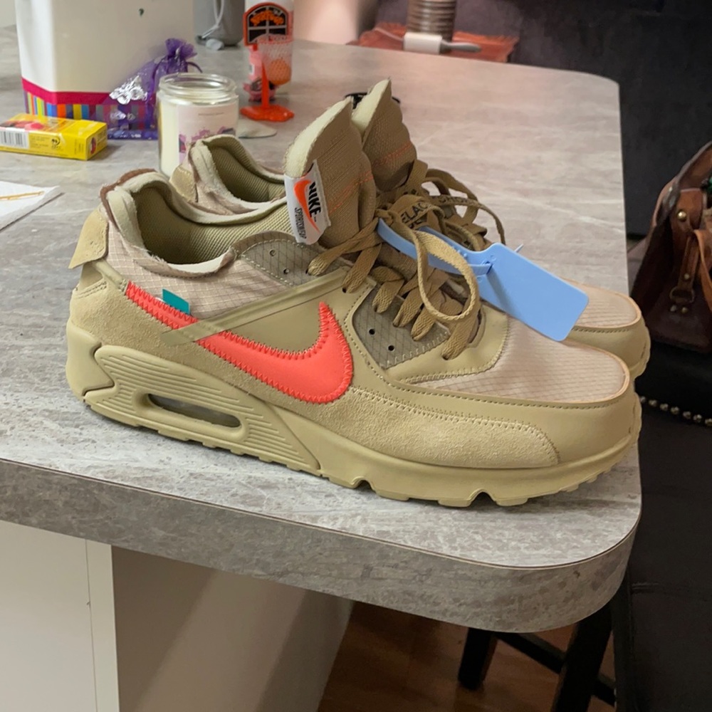 Nike Air Max 1990 size 11